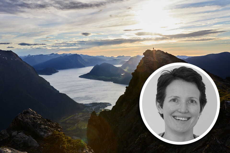 Gå Romsdalseggen i solnedgangen - en av Norges mest spektakulære fjellturer