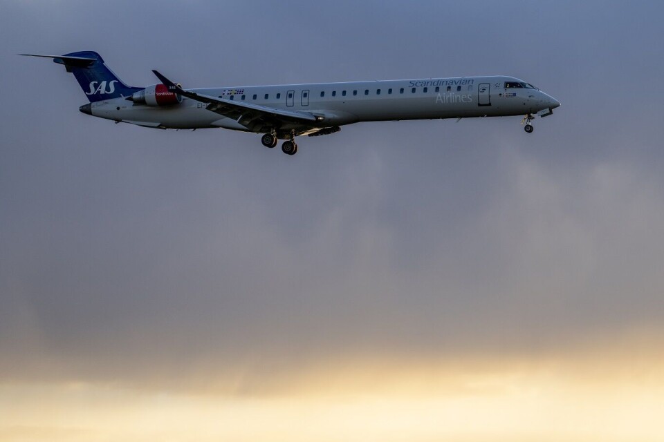 Flyselskapet SAS gikk med over 1,4 milliarder svenske kroner i underskudd før skatt i årets andre kvartal.