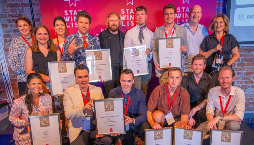 Noen av Star Wine List-vinnerne. Nederst fra venstre: Liora Levi fra Star Wine List, Robert og Reidar R. R. Johansen fra Park Hotel Vossevangen.