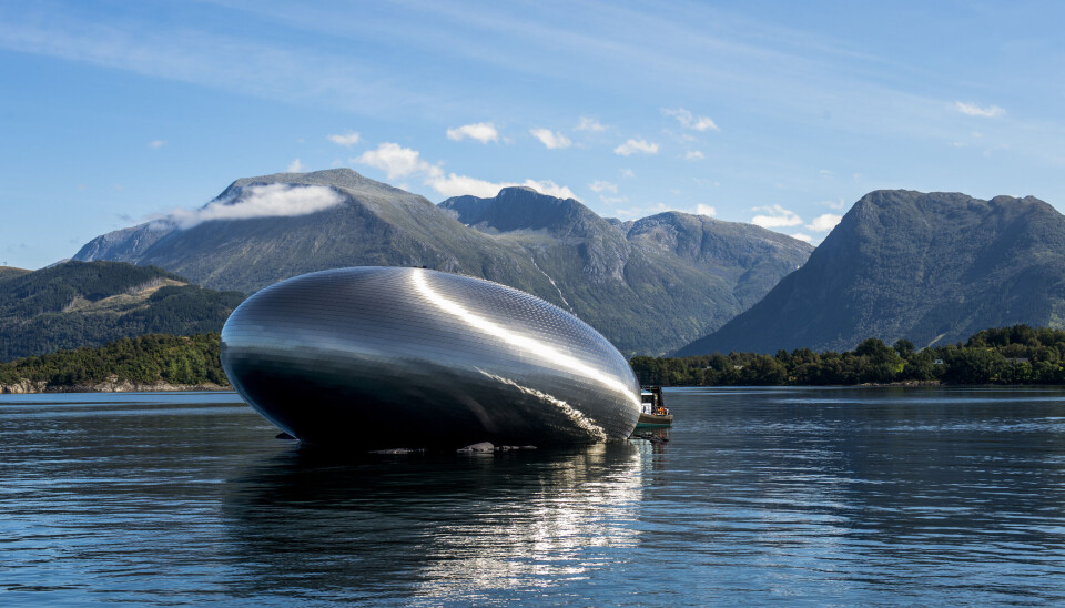 Salmon Eye i Hardangerfjorden har fått flere internasjonale arkitekturpriser. Michelinrestauranten Iris ble plukket ut til den prestisjetunge kåring i Time Magazine av verdens 100 beste steder å besøke.