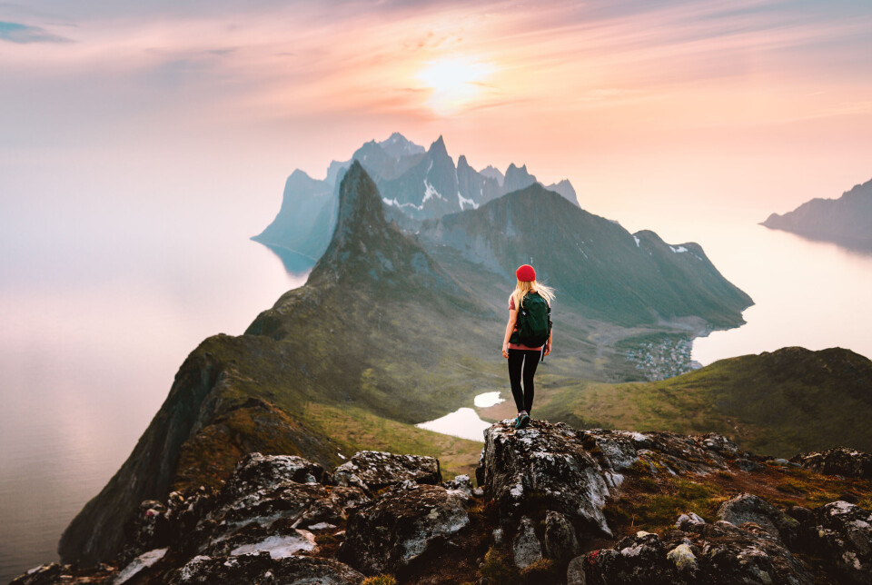 Nytt reisebarometer blir gjennomført nå. Her får vi svar på om den økte usikkerhet i verden har innvirkning på folks ferieplaner. Nytt reisebarometer blir gjennomført nå. Her får vi svar på om den økte usikkerhet i verden har innvirkning på folks ferieplaner.