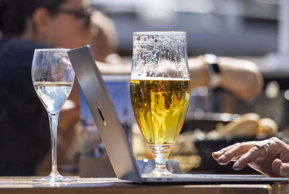 Nå er det mange Oslo-borgere som lengter etter vår, sol – og uteservering! Nå er det mange Oslo-borgere som lengter etter vår, sol – og uteservering!