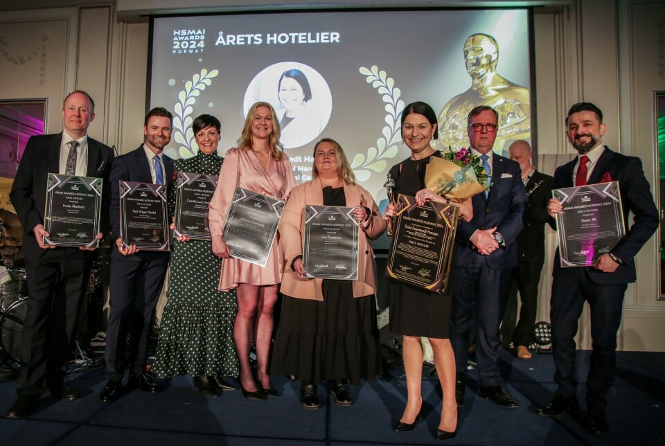 Årets Hotelier, Tone Enerstvedt Hansen, og de andre finalistene, under prisutdelingen, HSMAI Awards.