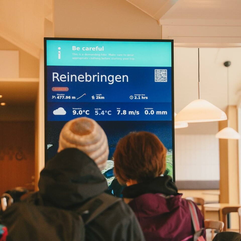 Målet med skjermene er å nå besøkende tidligst mulig, slik at de kan ta beslutninger om turen.